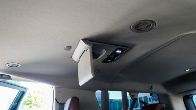 Used 2019 Cadillac Escalade ESV Premium Luxury image 72