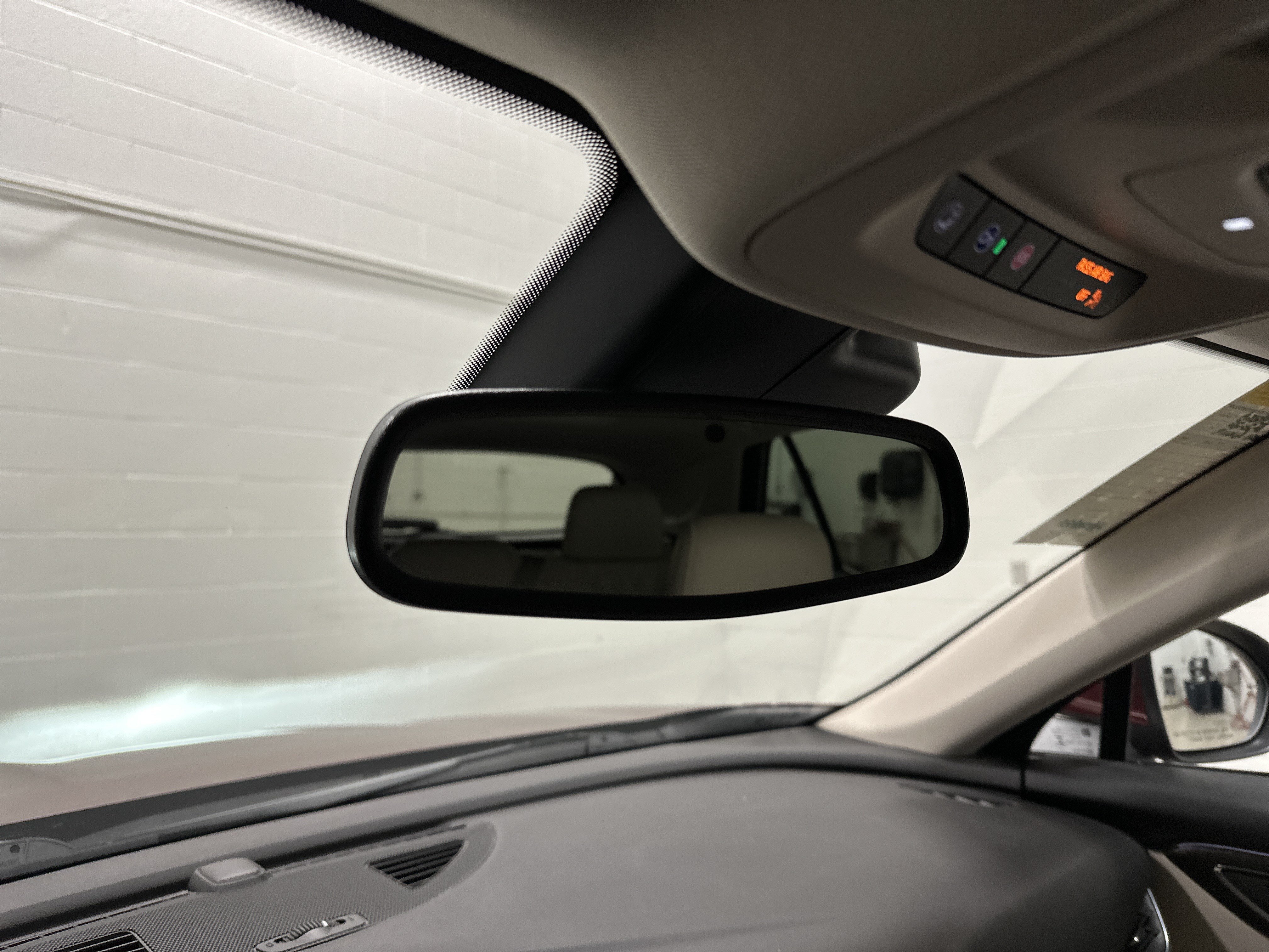 Used 2021 Buick Envision Avenir AWD/4WD image 27
