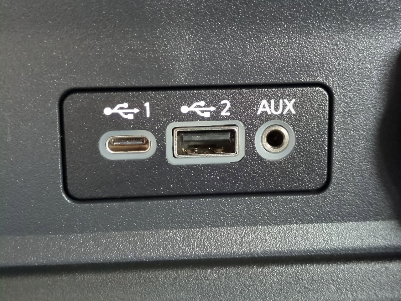 Used 2025 Nissan Sentra SR FWD image 20