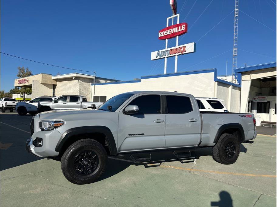 Used 2021 Toyota Tacoma TRD Off-Road w/ Technology Package AWD/4WD image 13