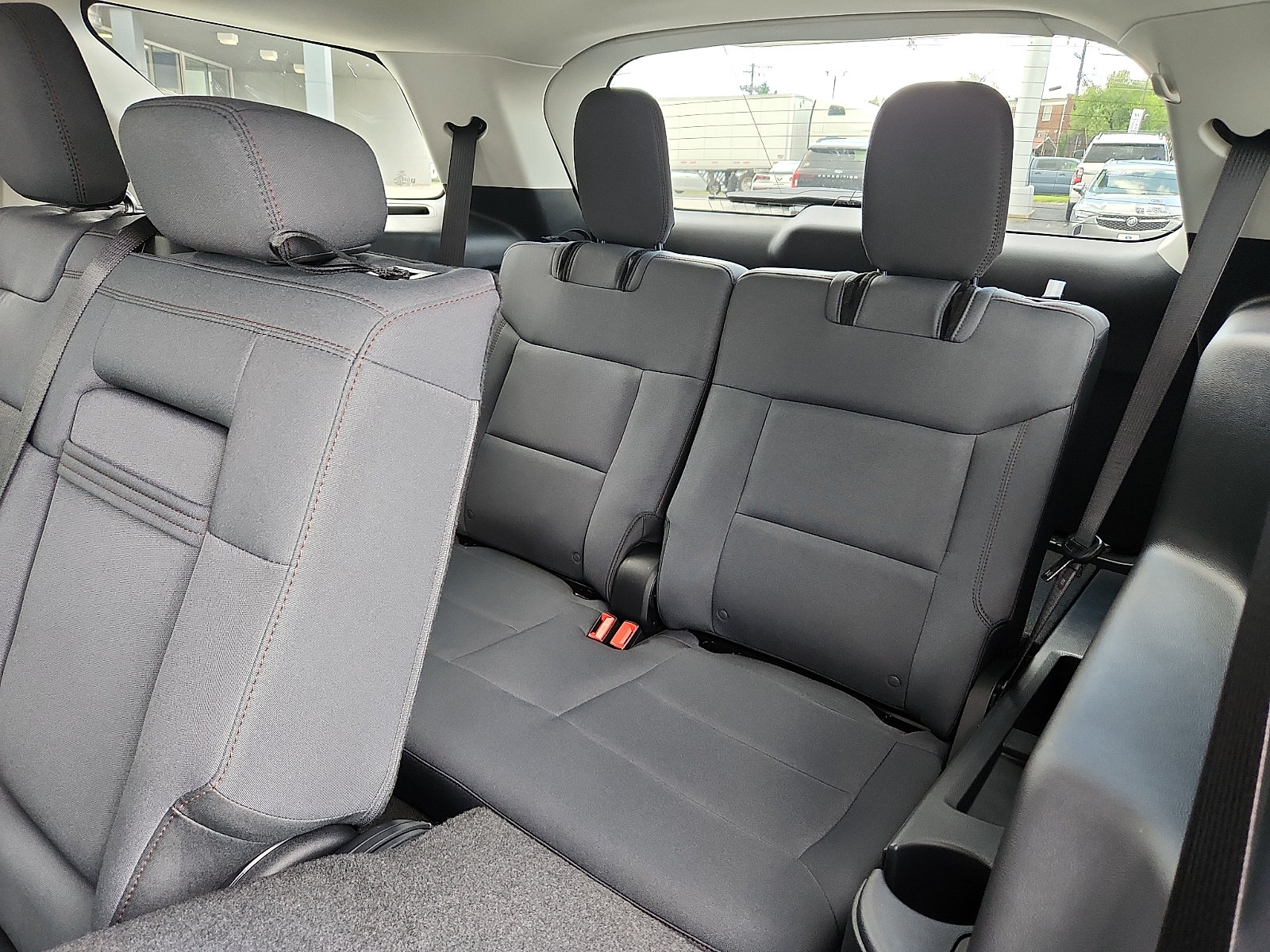 New 2026 Ford Explorer Active AWD/4WD image 7