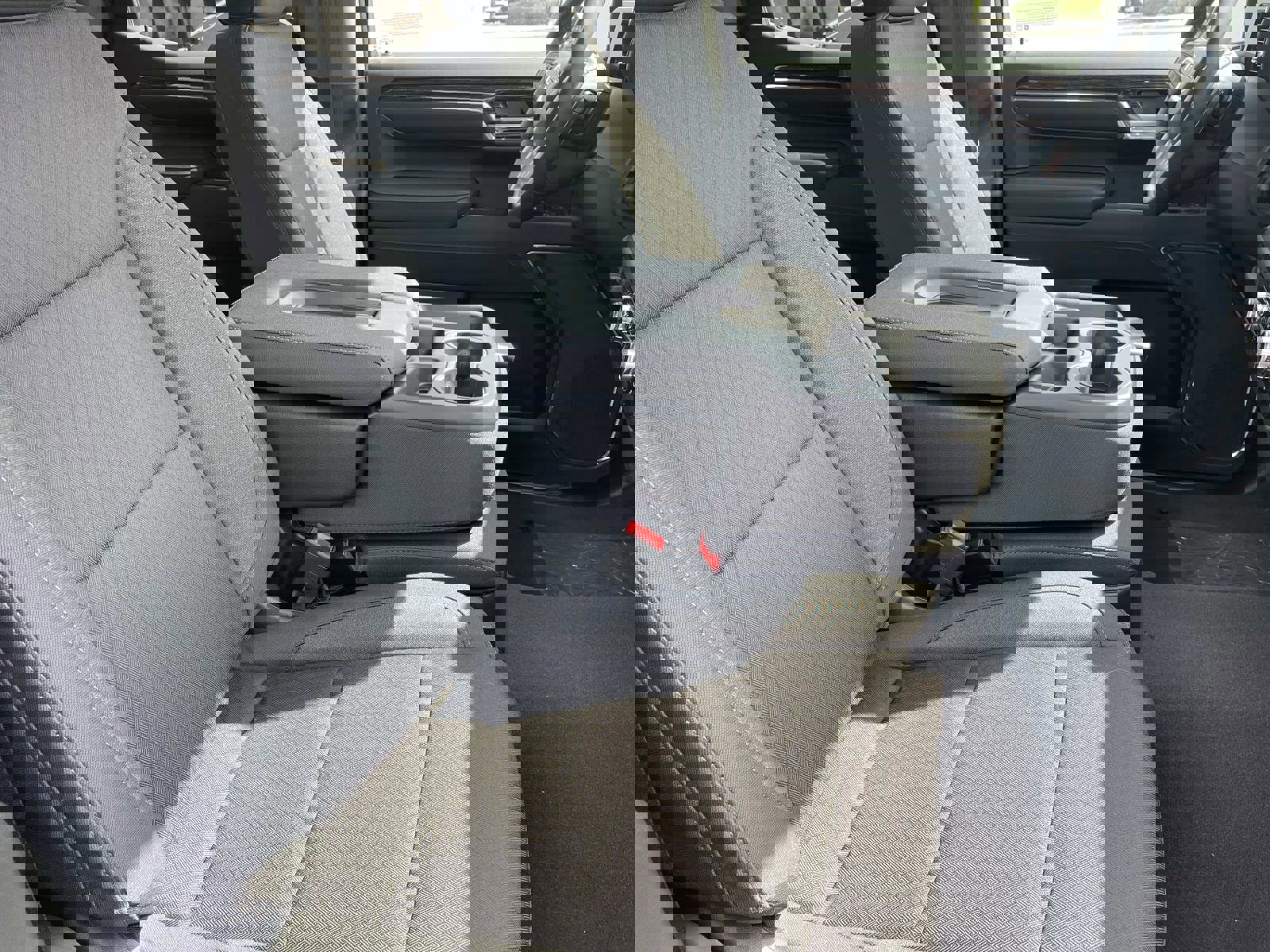 New 2026 GMC Sierra 1500 SLE w/ Preferred Package image 27