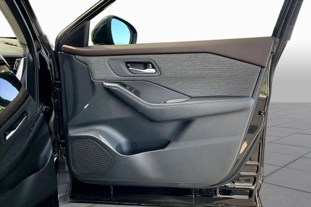 Certified 2021 Nissan Rogue SV FWD image 22