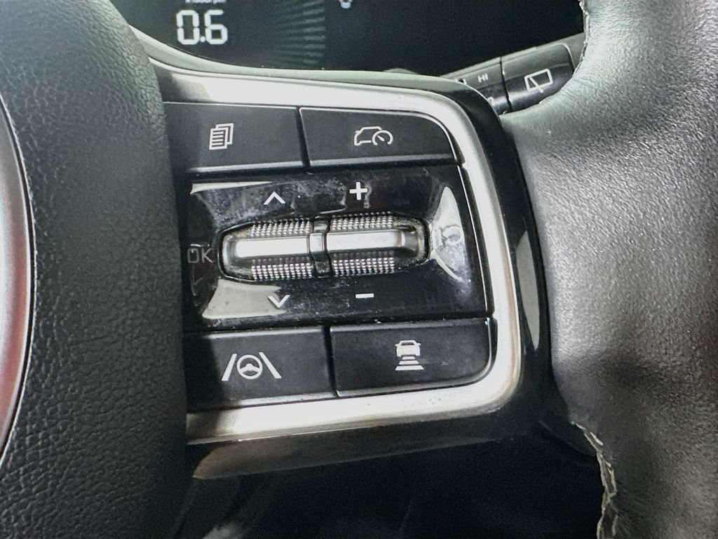 Used 2024 Kia Sorento S FWD image 26
