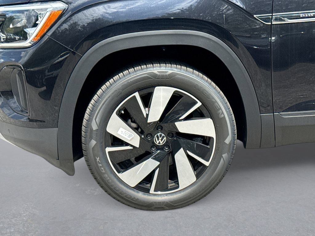 New 2026 Volkswagen Atlas Cross Sport SE AWD/4WD image 17