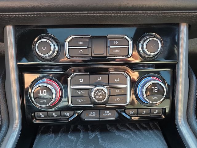 Used 2021 GMC Yukon Denali w/ Denali Ultimate Package AWD/4WD image 22