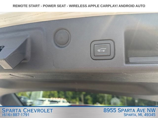 Used 2024 Chevrolet Equinox LT FWD image 32