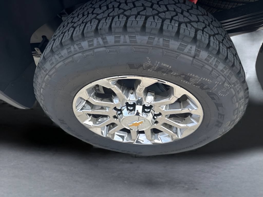 New 2026 Chevrolet Silverado 2500 LTZ w/ LTZ Premium Package AWD/4WD image 34