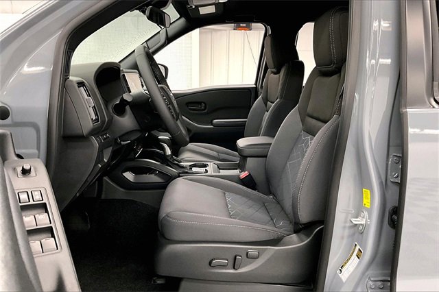 New 2026 Nissan Frontier SV image 9