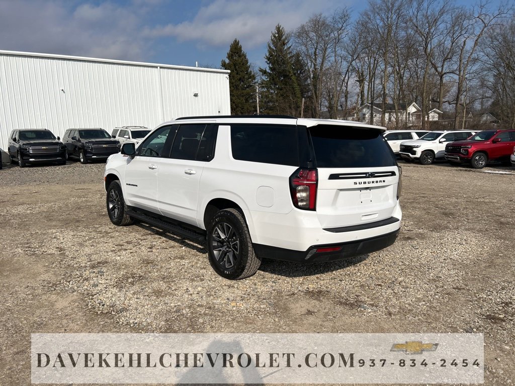 Used 2024 Chevrolet Suburban Z71 w/ Z71 Off-Road Package image 3