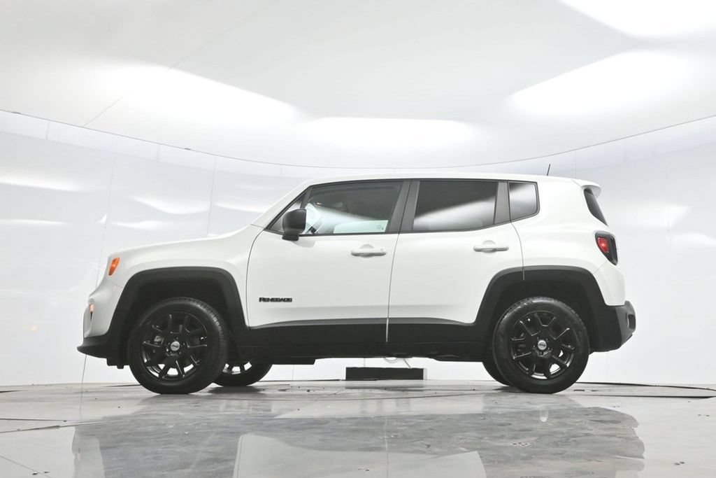 Used 2023 Jeep Renegade Latitude AWD/4WD image 62