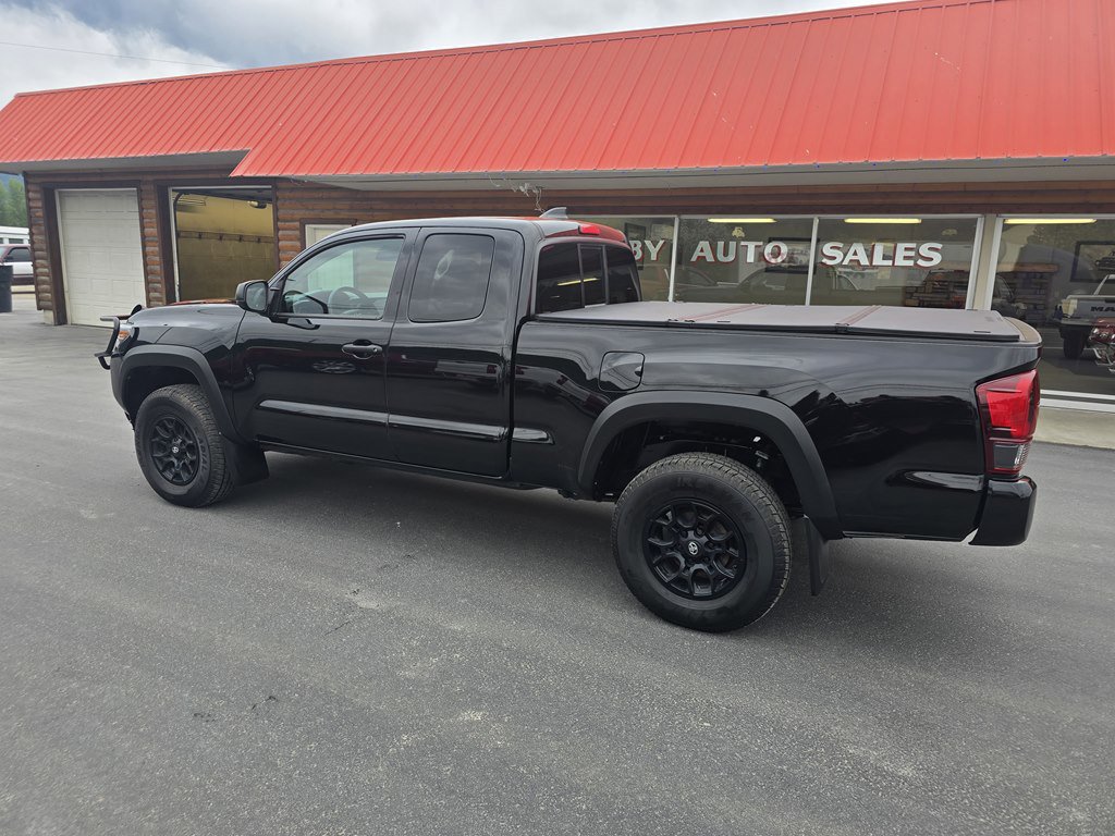 Used 2022 Toyota Tacoma SR w/ SX Package AWD/4WD image 6