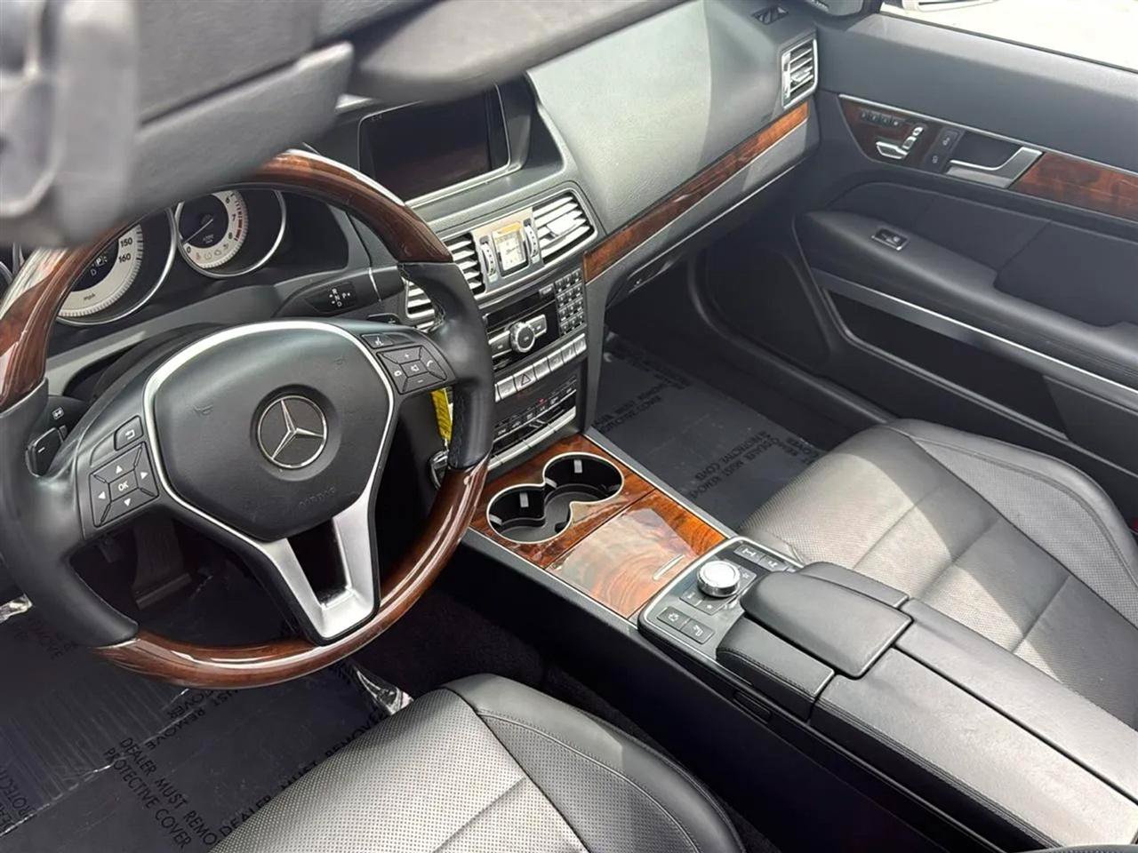 Used 2014 Mercedes-Benz E 550 Cabriolet image 18