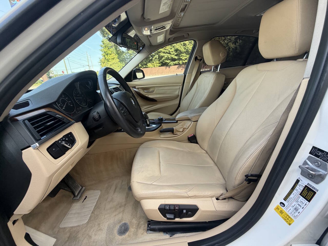 Used 2013 BMW 328i Sedan RWD image 4