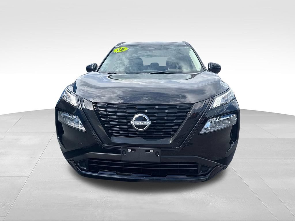 Used 2023 Nissan Rogue SV w/ SV Premium B Package FWD image 9