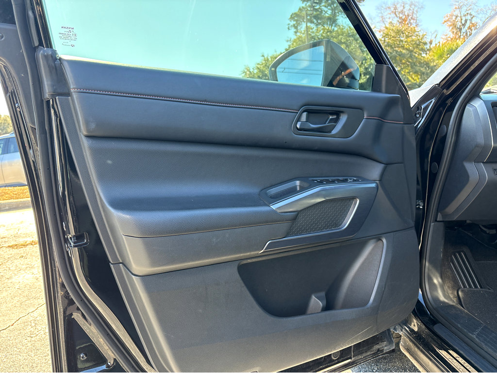 Used 2023 Nissan Pathfinder Rock Creek image 17