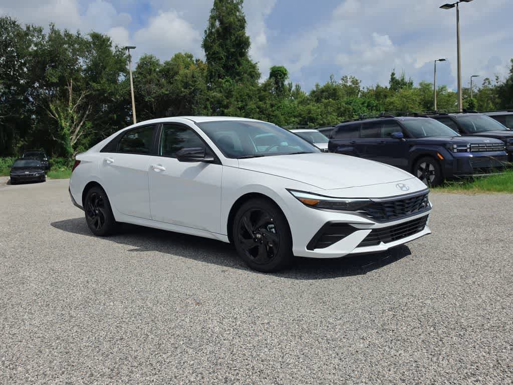 New 2026 Hyundai Elantra SEL Sport FWD image 9