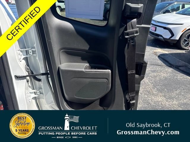 Used 2022 Chevrolet Colorado W/T w/ Custom Special Edition RWD image 17