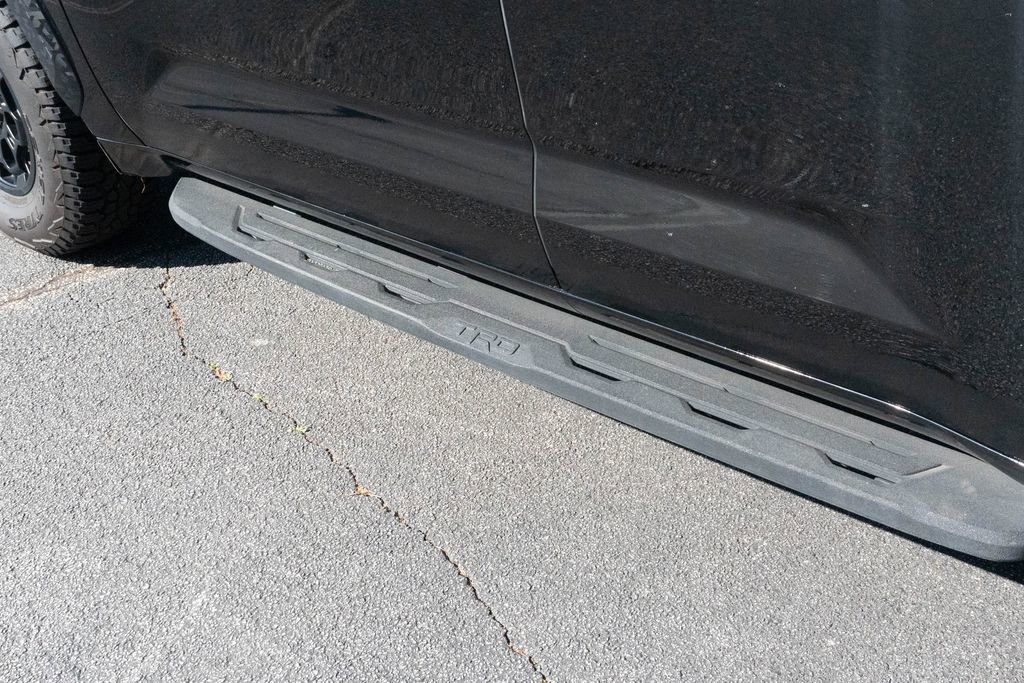 Used 2024 Toyota Sequoia TRD Pro AWD/4WD image 10