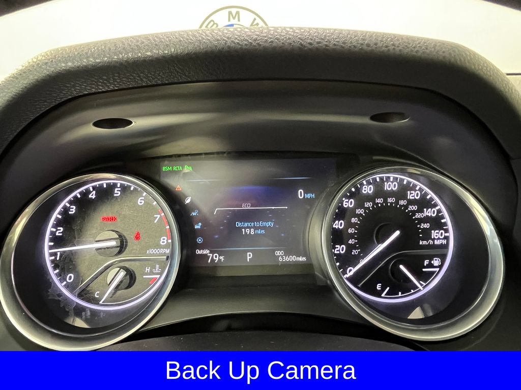 Used 2018 Toyota Camry XLE FWD image 4