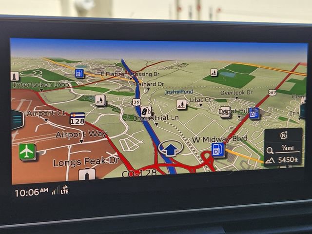 Used 2018 Audi SQ5 Premium Plus w/ Navigation Package image 26