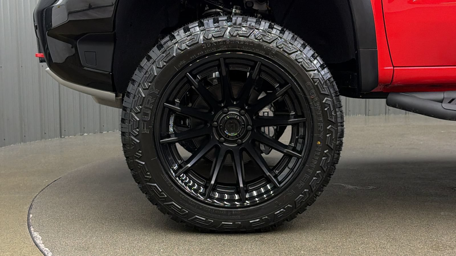 Used 2026 Chevrolet Silverado 1500 ZR2 w/ LPO, Dark Essentials Package AWD/4WD image 10