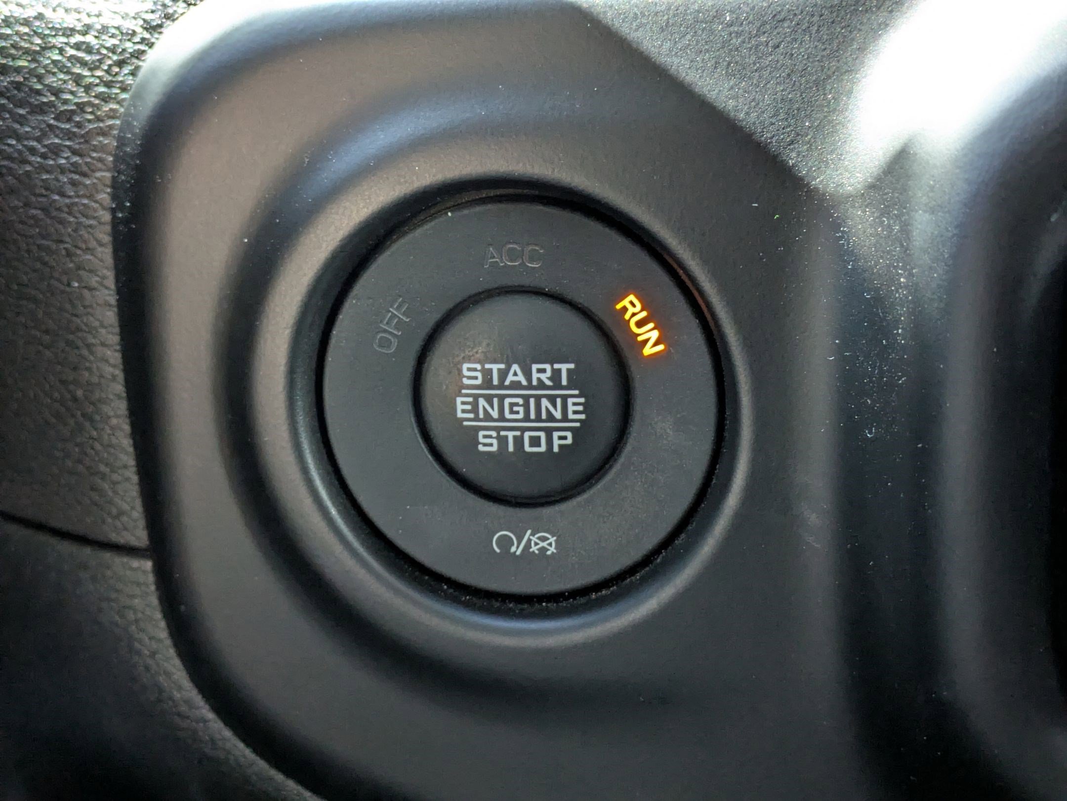Used 2021 Jeep Gladiator Willys AWD/4WD image 16