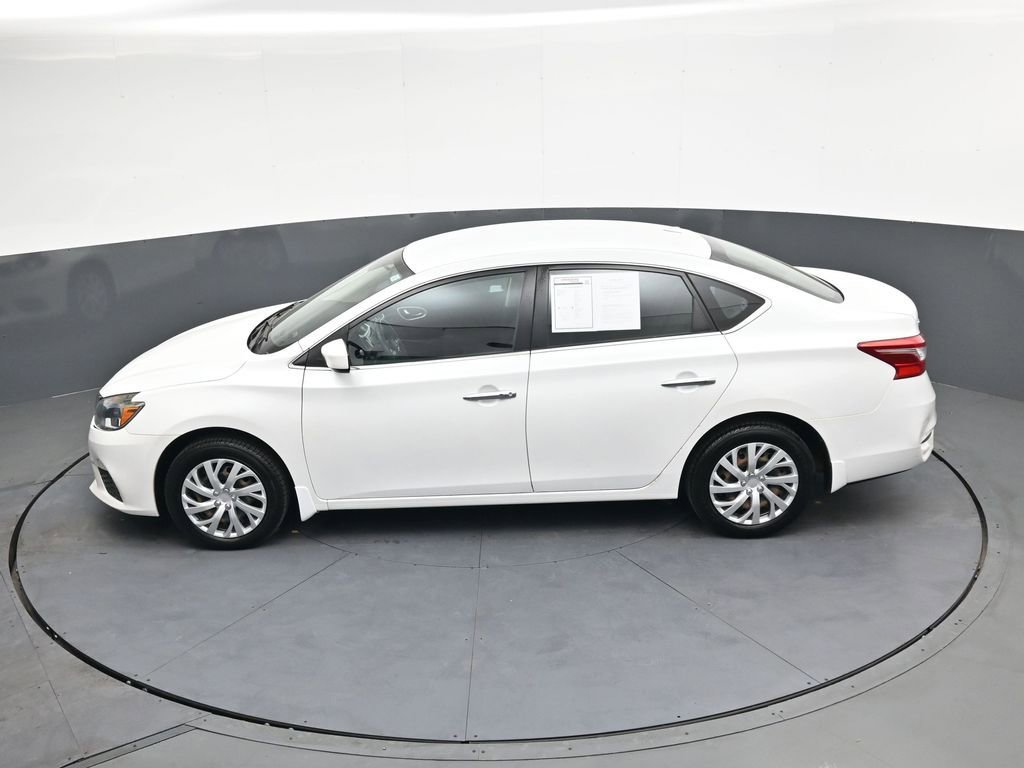 Used 2017 Nissan Sentra SV FWD image 33