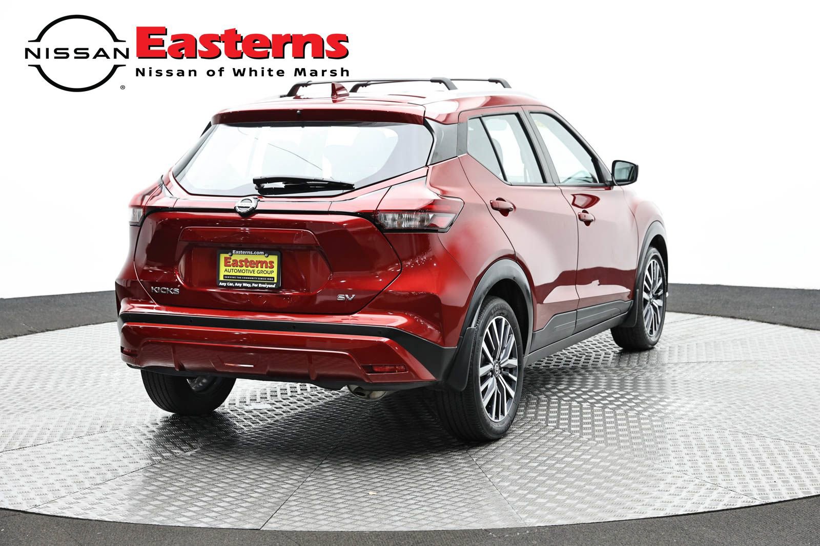 Used 2021 Nissan Kicks SV FWD image 4