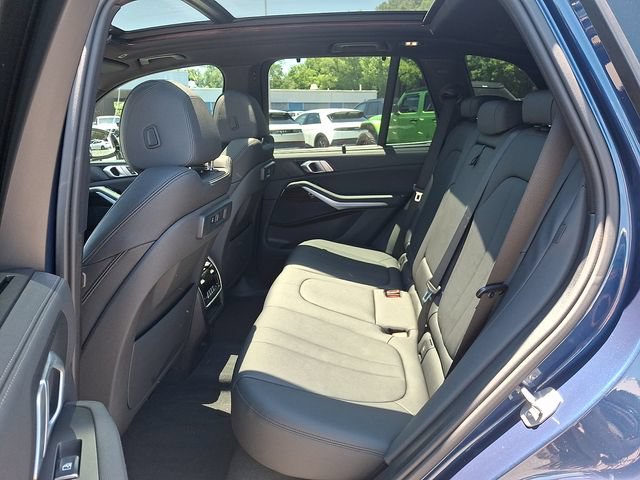 Used 2020 BMW X5 xDrive40i AWD/4WD image 12