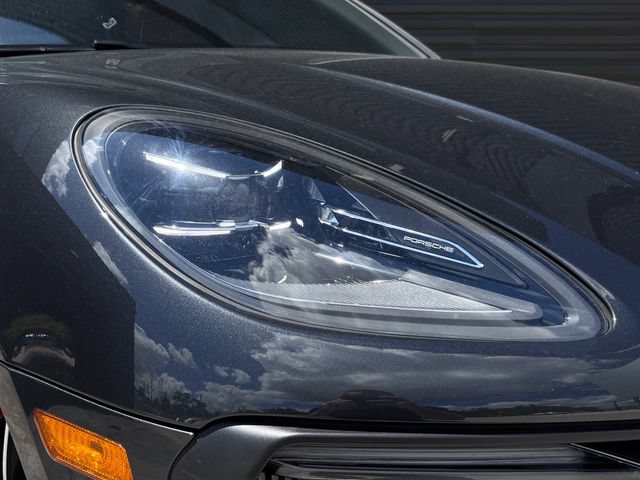 Certified 2025 Porsche Macan S AWD/4WD image 12