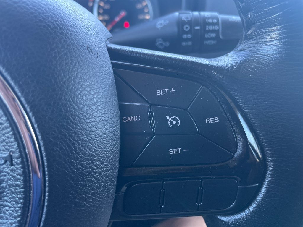 Certified 2017 Jeep Renegade Altitude AWD/4WD image 50