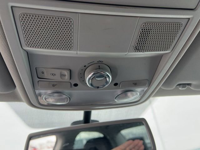 Used 2012 Volkswagen Passat 3.6 SE image 20