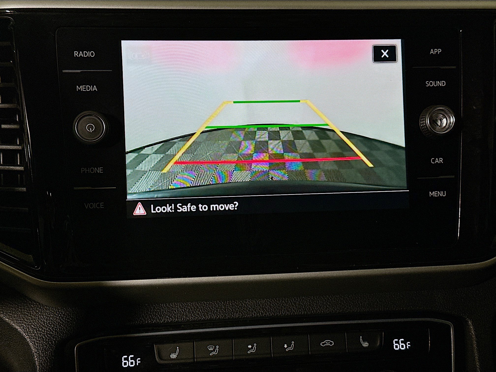 Used 2022 Volkswagen Atlas SE FWD image 25