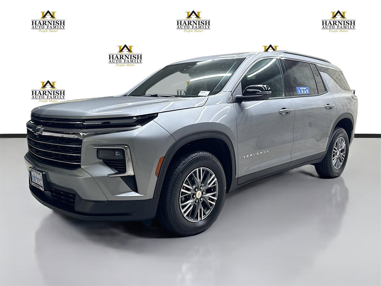 New 2026 Chevrolet Traverse LT image 1