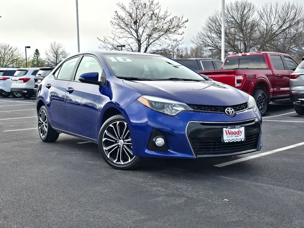 Used 2016 Toyota Corolla S image 2