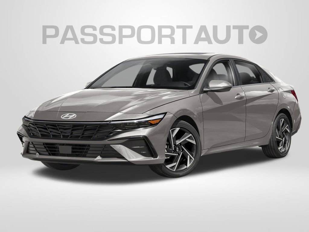 Used 2025 Hyundai Elantra Limited FWD image 4