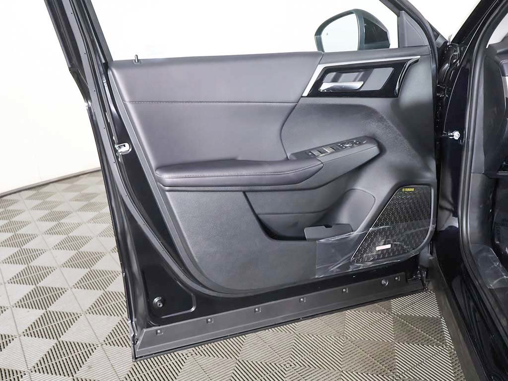 New 2026 Mitsubishi Outlander SE FWD image 24
