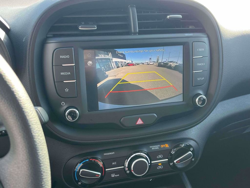 Certified 2025 Kia Soul LX w/ LX Technology Package image 20