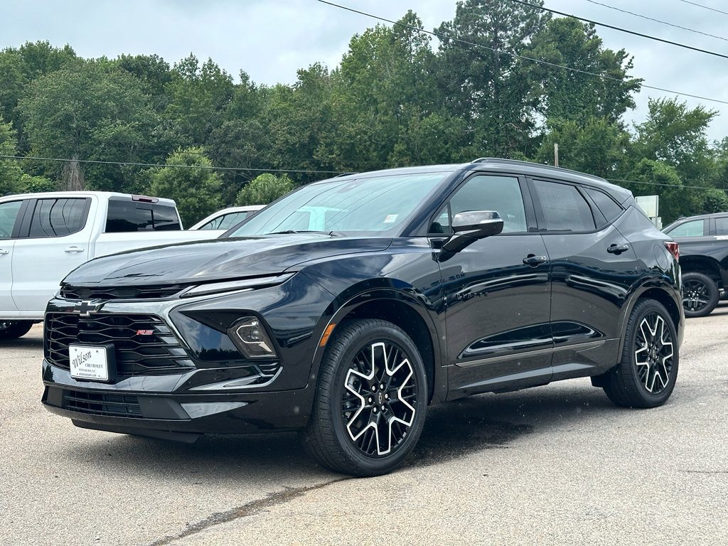 New 2025 Chevrolet Blazer RS w/ Driver Confidence II Package image 4