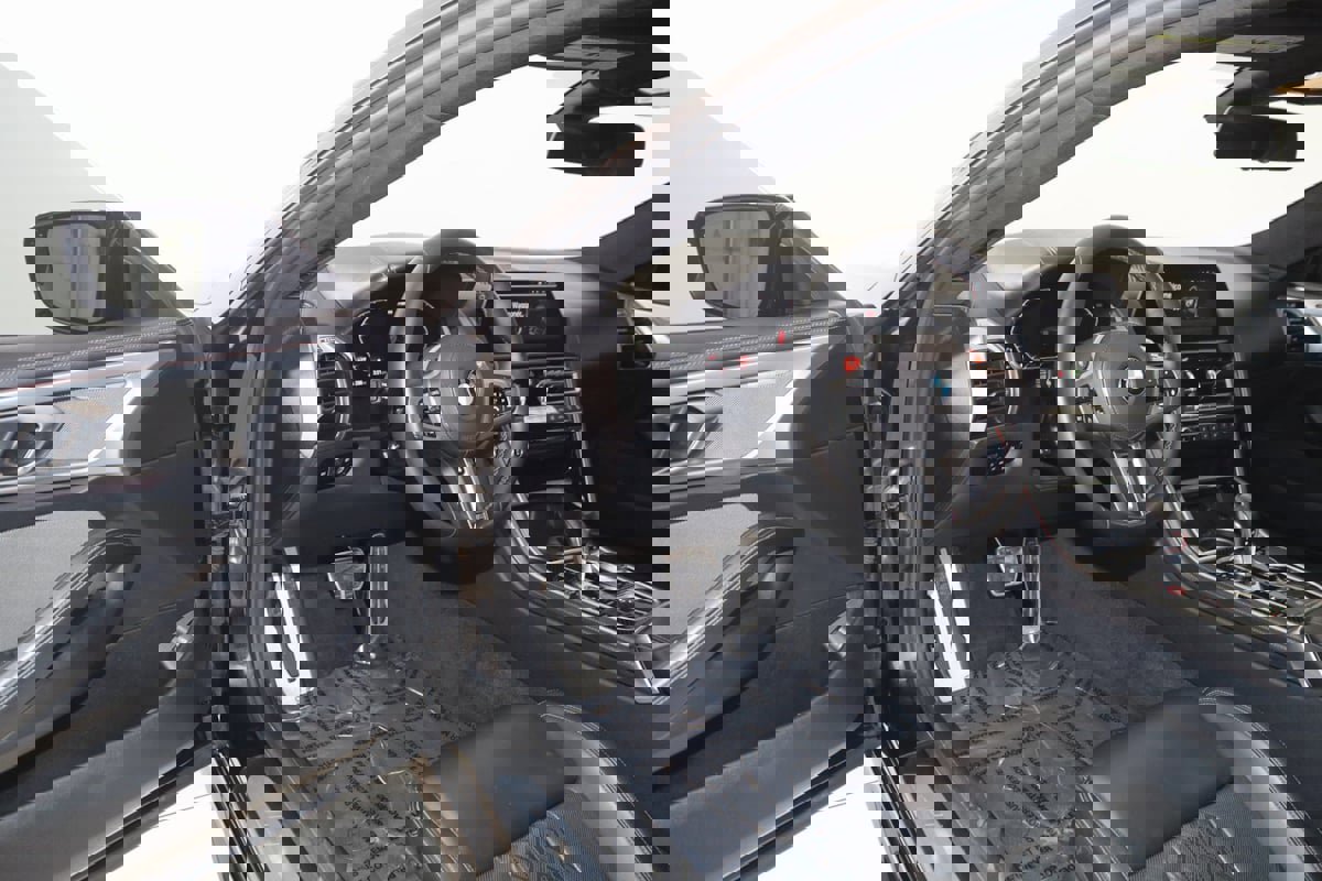 Used 2020 BMW M8 Coupe w/ Driving Assistance Package image 70