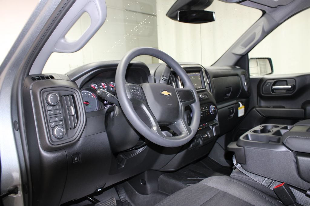 New 2026 Chevrolet Silverado 1500 Custom w/ Turbomax Blackout Package AWD/4WD image 31
