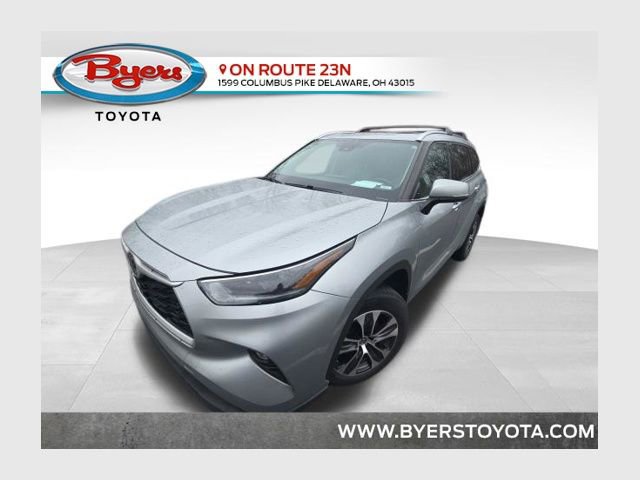 Used 2021 Toyota Highlander XLE