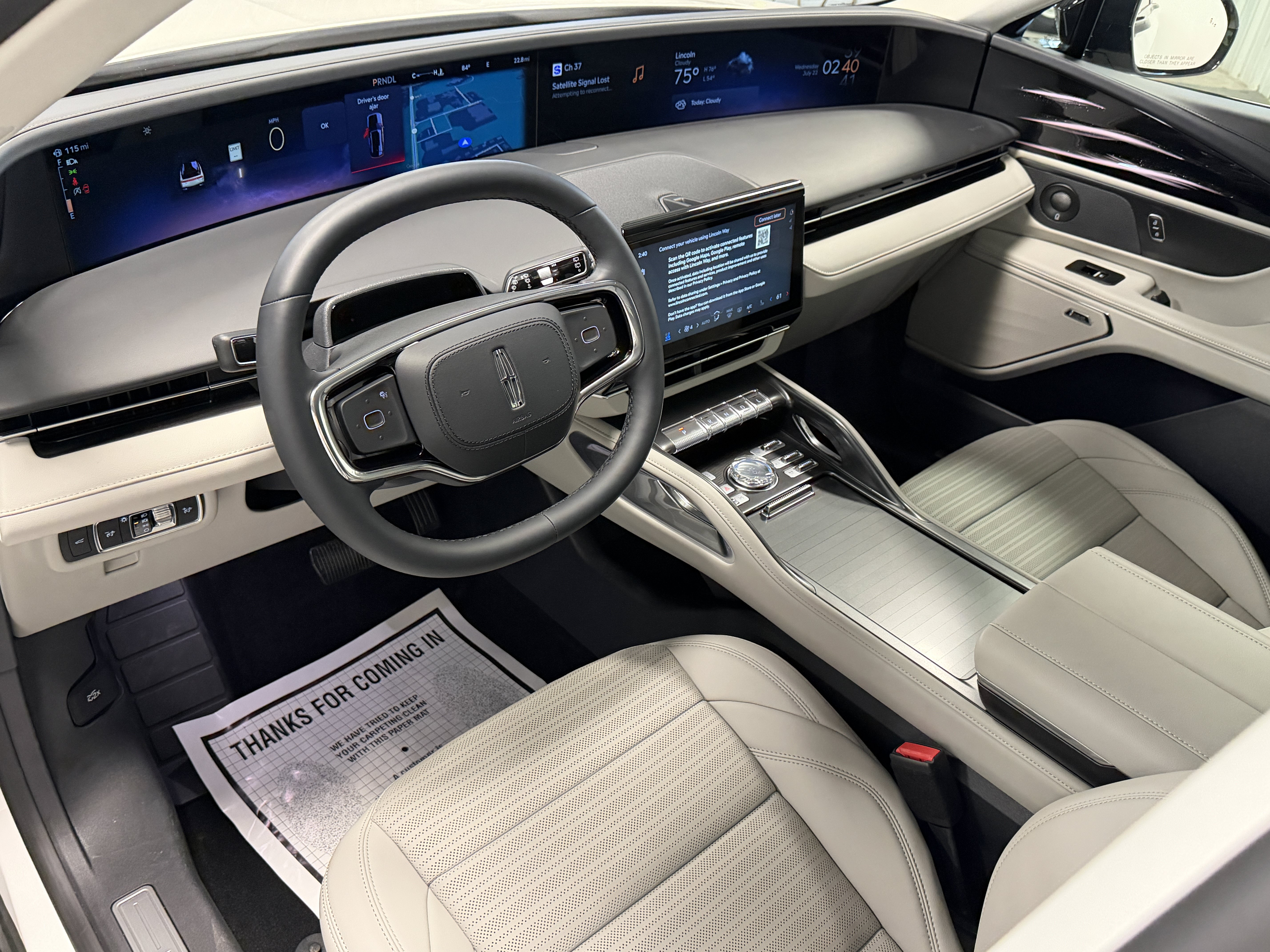 New 2026 Lincoln Nautilus Reserve AWD/4WD image 4