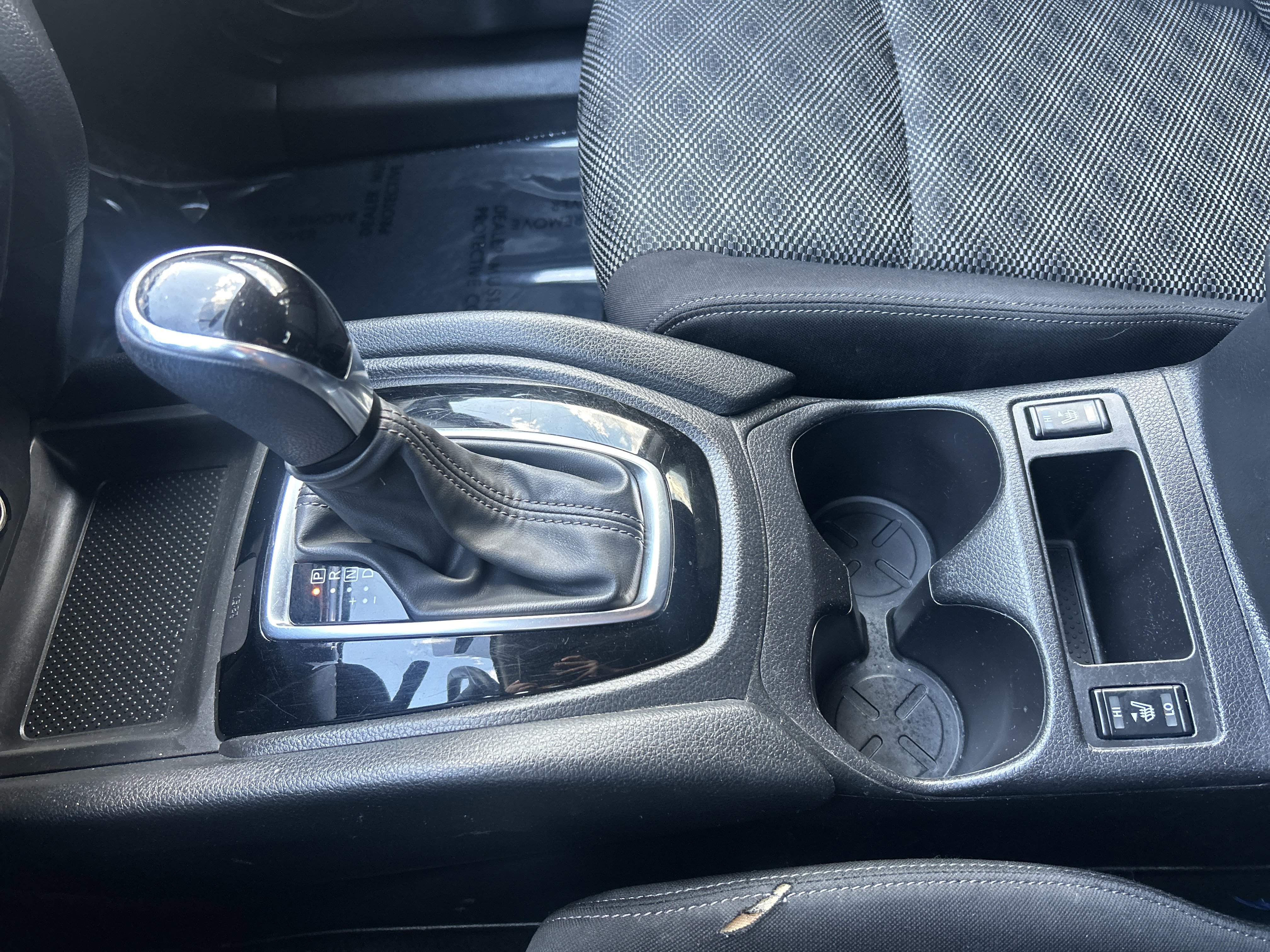 Used 2018 Nissan Rogue Sport SV w/ SV All-Weather Package image 23