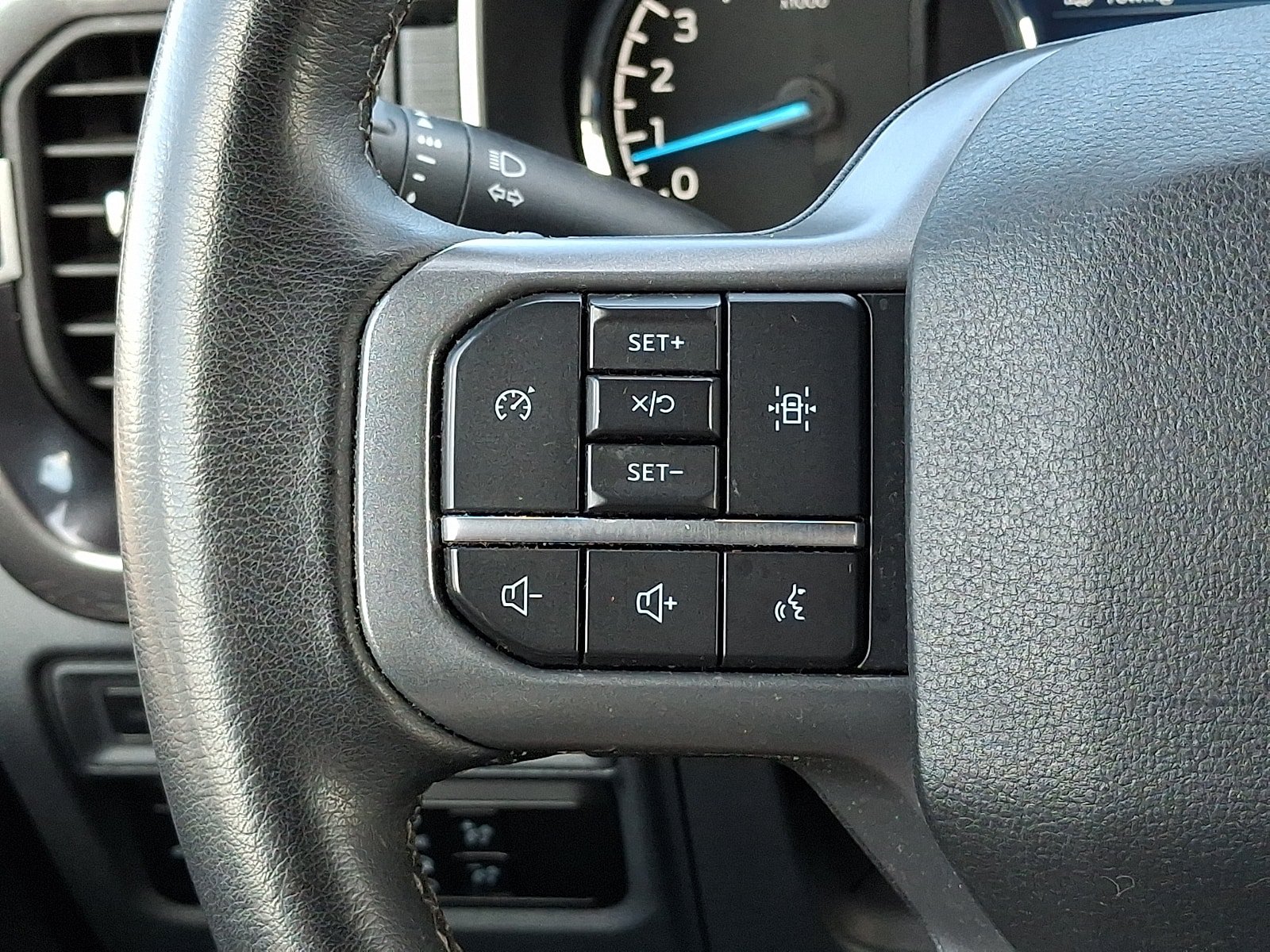 Certified 2023 Ford F150 XLT w/ Equipment Group 302A High AWD/4WD image 22