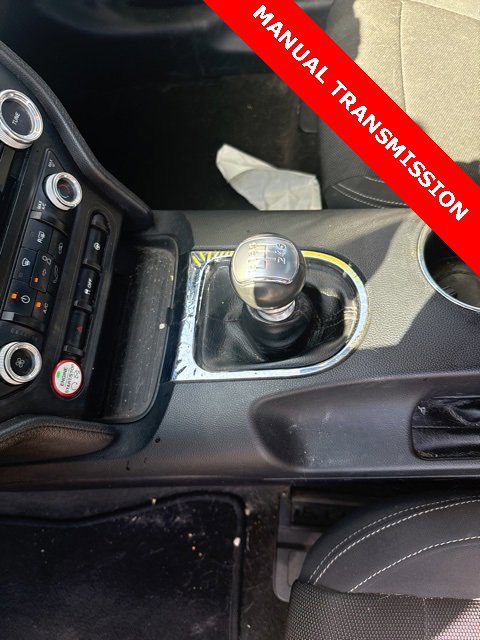 Used 2016 Ford Mustang Coupe image 12