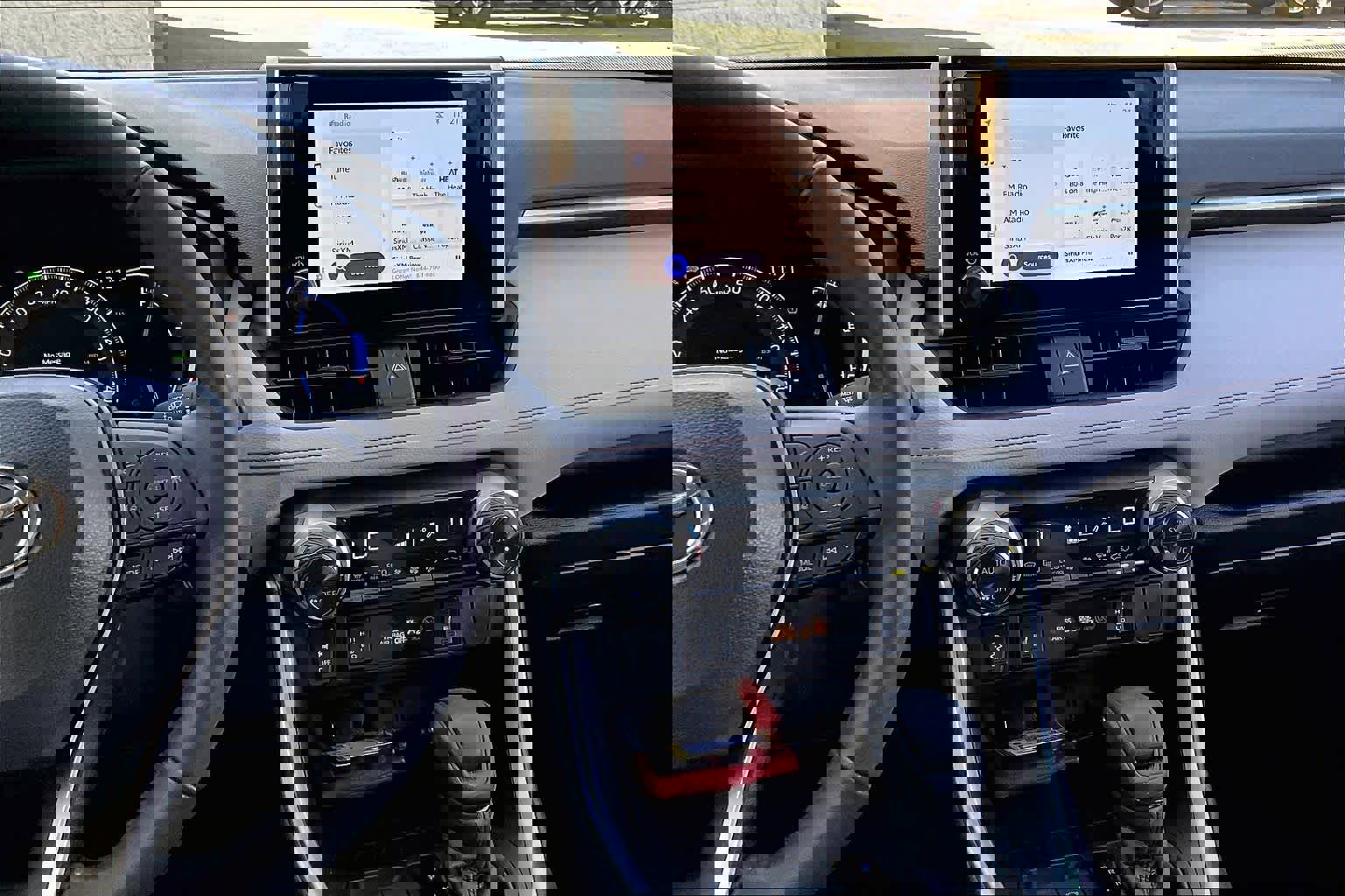 Used 2024 Toyota RAV4 XLE image 6