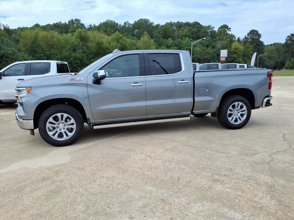 New 2026 Chevrolet Silverado 1500 LTZ w/ LTZ Premium Package image 2