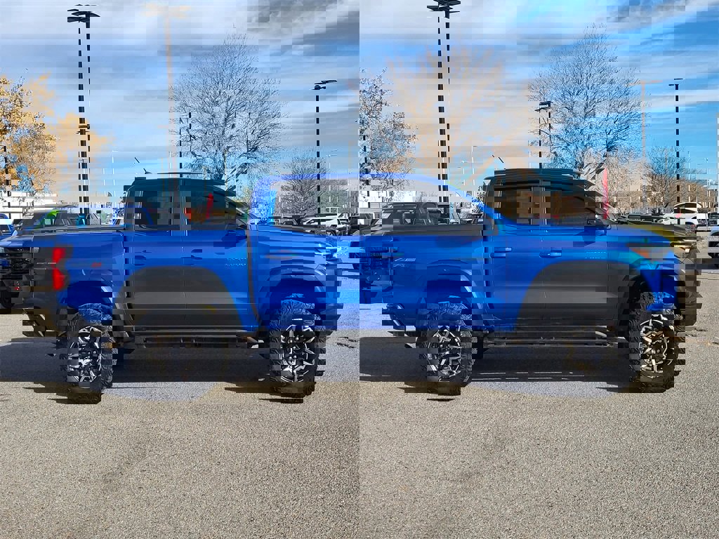 Certified 2024 Chevrolet Colorado ZR2 w/ ZR2 Convenience Package III image 2